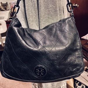 SOLD💕Tori Burch quilted black shoulder bag